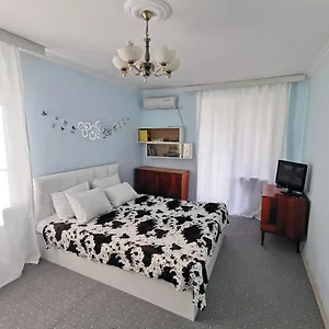 Cozy Near Big Park Апартаменты Баку